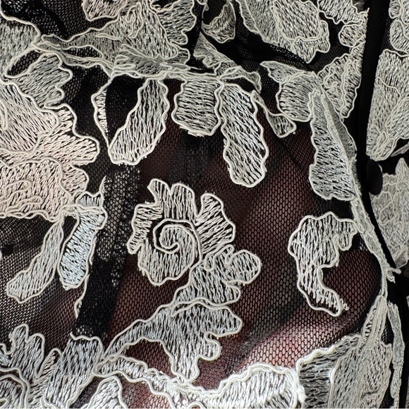 Alex Evenings Woman Sheer Black & White Floral Embroidered Jacket Topper 3x - Picture 5 of 13